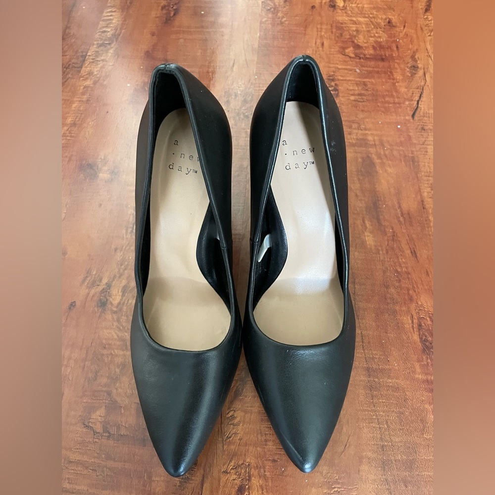 A New Day Black Stilettos 6.5